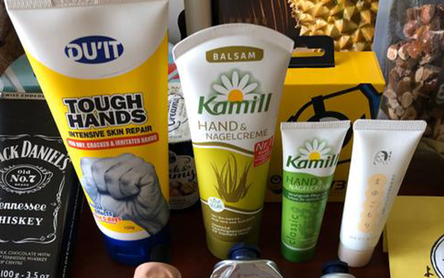 自動(dòng)化貼標(biāo)機(jī),立式貼標(biāo)機(jī),標(biāo)簽貼標(biāo)機(jī)